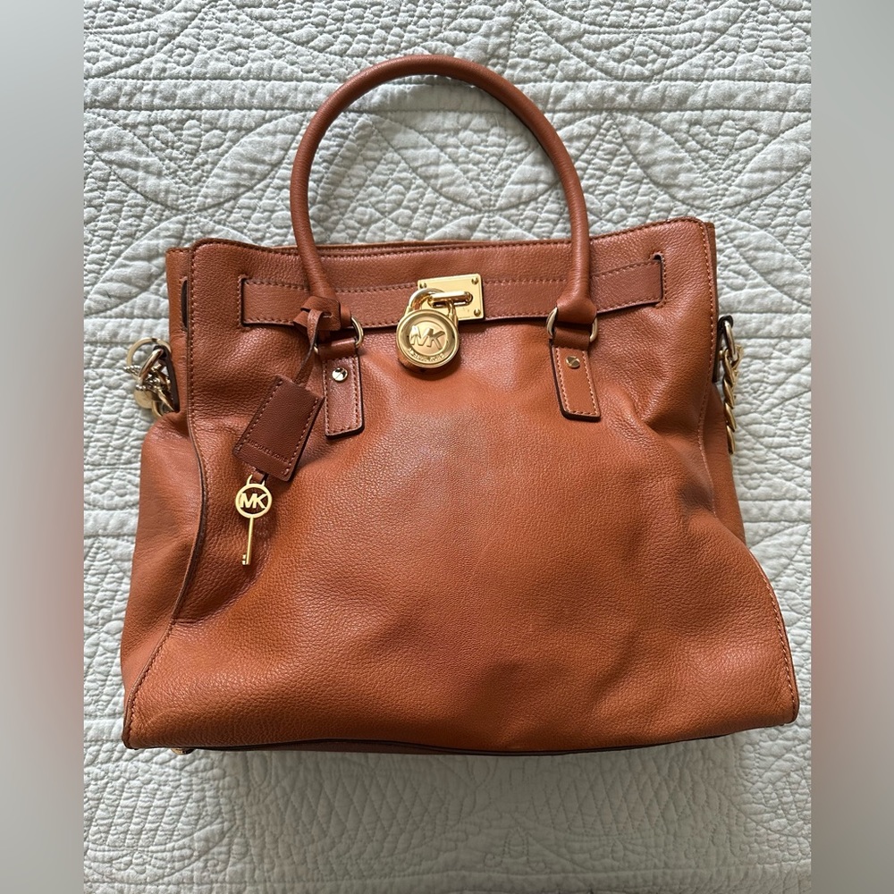 Michael Kors EUC Large Brown Leather Hamilton Tote with Gold Hardware